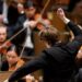 Mäkelä triunfa com música barulhenta e revigorante | Artes e Entretenimento