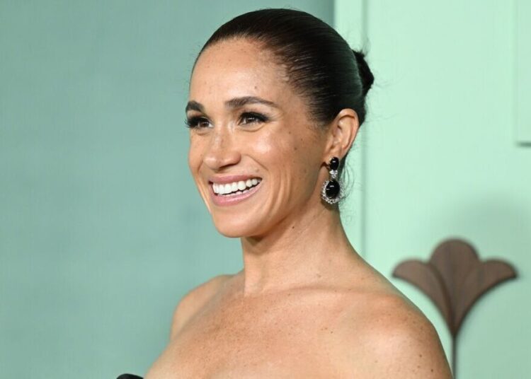Meghan Markle deixa os fãs da realeza perplexos com a nova postagem ‘vil’ de As Ever | Real | Notícias