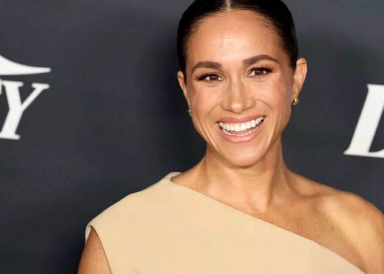 Meghan Markle esclarece as alegações sobre a mudança para o Reino Unido | Real | Notícias