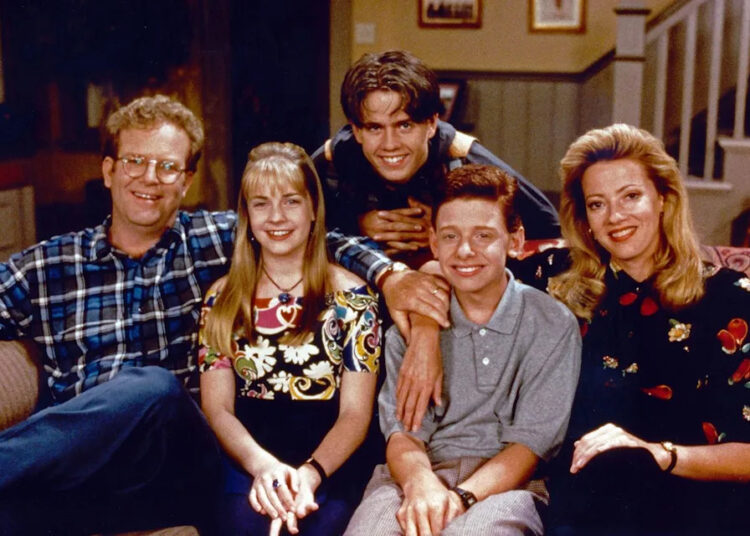 Melissa Joan Hart quase não conseguiu estrelar “Clarissa explica tudo” devido a uma preocupação com sua aparência