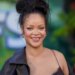 Mulher é presa por atirar na casa de Rihanna