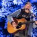 Neil Young canaliza a raiva do “Pior Presidente” em oito novas músicas –