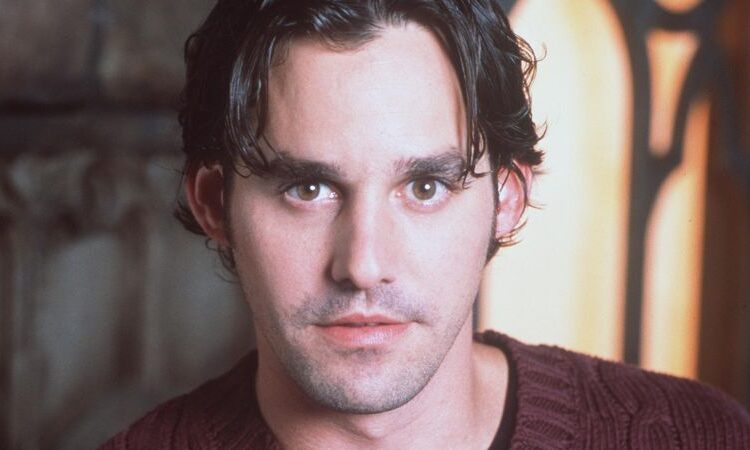 Nicholas Brendon, estrela de 'Buffy, a Caçadora de Vampiros', morre aos 54 anos