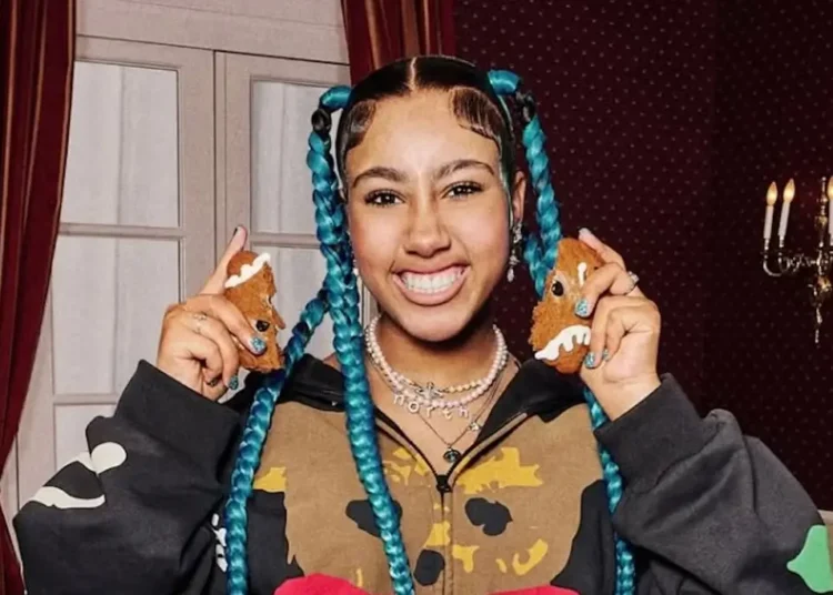 North West provoca nova música “Don't Care”