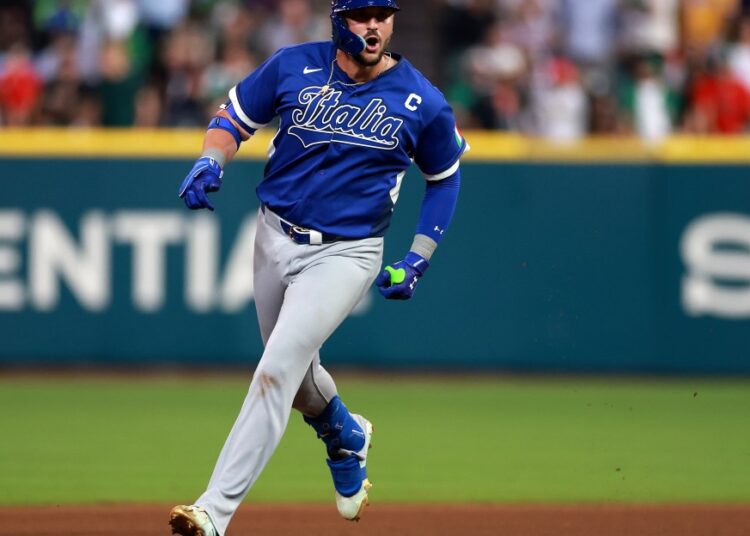 Notícias do Kansas City Royals: Vinnie Pasquantino é o herói da América