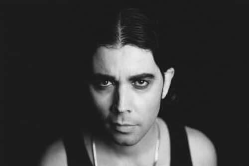 Nova música de Hemi Hemingway: álbum 'Wings of Desire' dispara com Neon Heartbreak