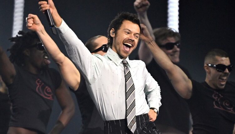 Novas músicas de Harry Styles, Frozen Jelly Candy e mais