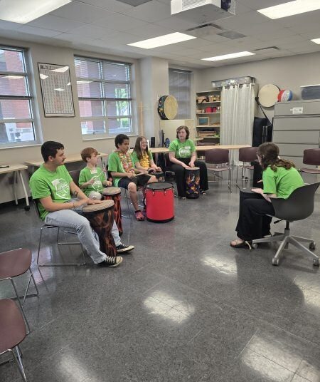 Novo centro de musicoterapia é inaugurado na Universidade de Indianápolis – Indianapolis News | Tempo em Indiana | Trânsito em Indiana