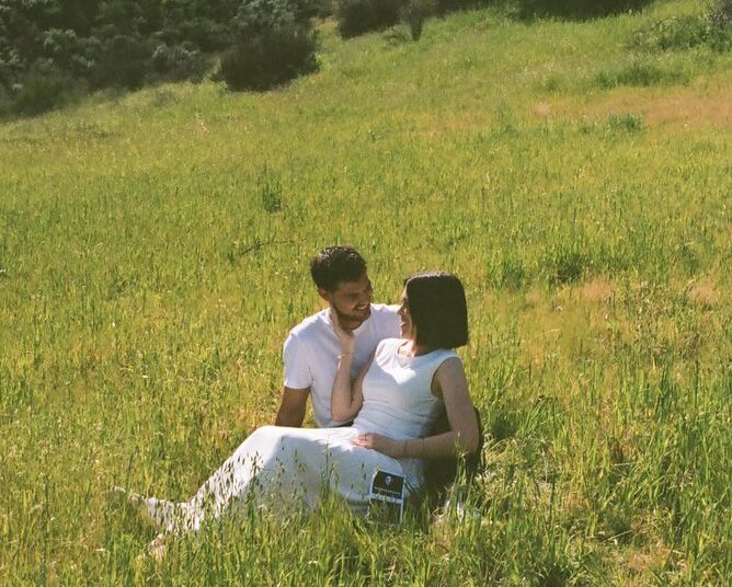 O ator de Crepúsculo Taylor Lautner e sua esposa estão esperando seu primeiro filho juntos