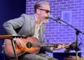 O bluesman de Cowichan, Brandon Isaak, concorre a 5 Canadian Blues Music Awards
