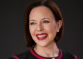 O diretor executivo do NSO do Kennedy Center parte para Wallis em Los Angeles