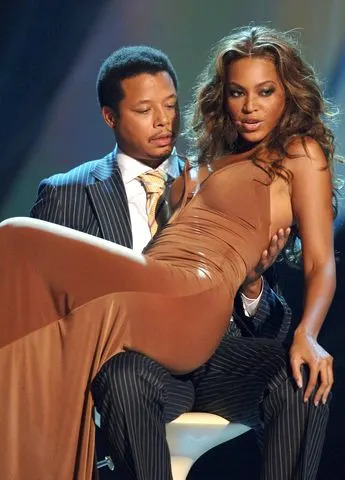 O ex-cantor do Destiny's Child responde à alegação de Terrence Howard de que ele passou Beyoncé para namorar outro membro do grupo