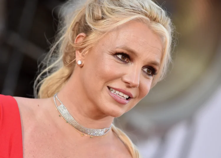 O ex-marido de Britney Spears, Sam Asghari, fala sobre a prisão da cantora por DUI