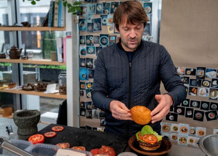 O famoso chef René Redzepi renuncia ao Noma após acusações de abuso
