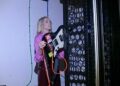 O novo álbum de Kim Gordon é um negócio engraçado