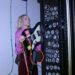 O novo álbum de Kim Gordon é um negócio engraçado