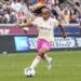 O primeiro gol profissional de Lia Godfrey eleva Wave sobre Royals – Field Level Media – Soluções de conteúdo esportivo profissional