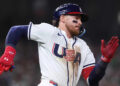 O técnico do Royals, Matt Quatraro, fica maravilhado com o astro emergente Bobby Witt Jr.