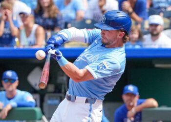Outfielder Drew Waters eliminado para Omaha - Notas da liga secundária