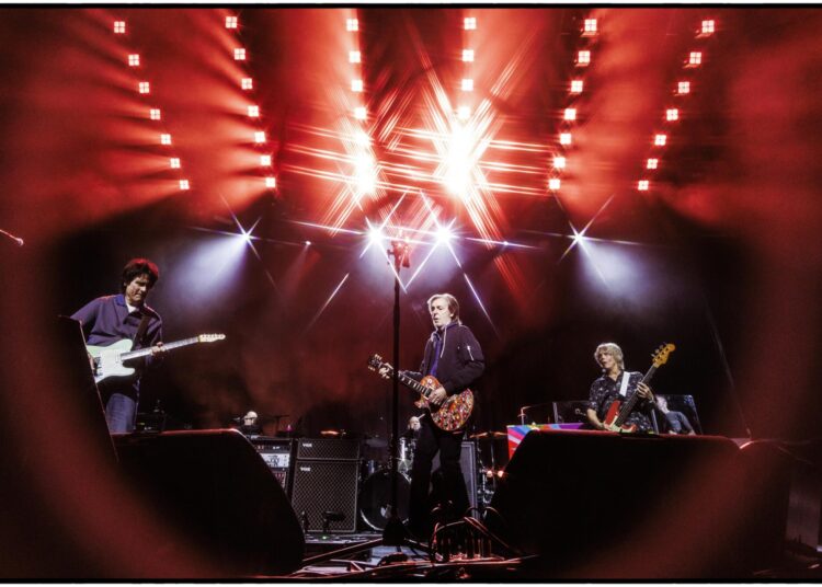 Paul McCartney na Fonda: uma lenda do rock em emocionante close-up