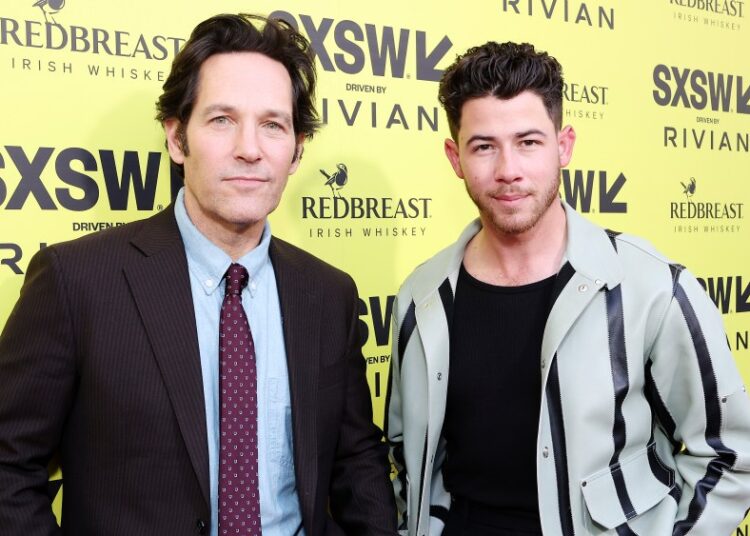 Paul Rudd e Nick Jonas Música Comédia 'Power Ballad' arrasa no SXSW