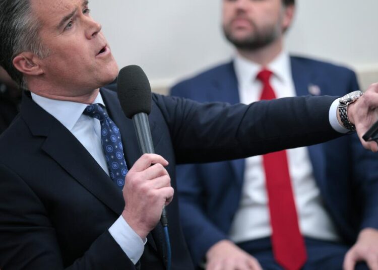Peter Alexander está deixando a NBC News para se juntar ao MS NOW como âncora