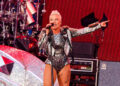 Pink revela o motivo de sua mudança para Nova York e aborda rumores