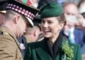 Princesa Kate deslumbra de verde no desfile do Dia de São Patrício | Real | Notícias
