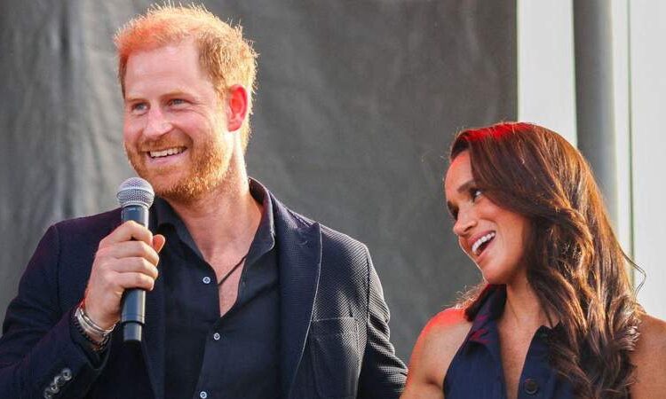 Príncipe Harry e Meghan Markle trazendo câmeras de TV de realidade na turnê 'Quasi-Royal' pela Austrália para 'documentar tudo' para novo projeto