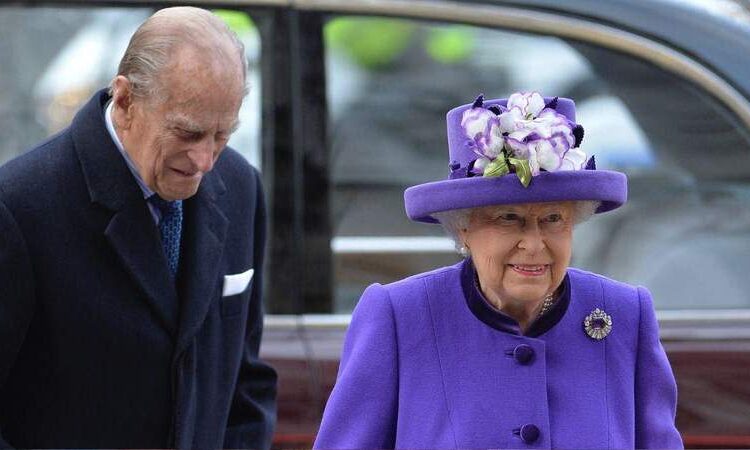Príncipe Philip Health Shocker: Late Royal foi diagnosticado com câncer de pâncreas 8 anos antes da morte de 2021, novo livro revela