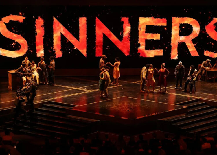 Quem são os convidados surpresa na apresentação musical dos pecadores?