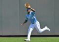 Rangers reivindicam OF Dairon Blanco isenções de Royals, colocam Jordan Montgomery em IL de 60 dias