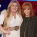 Reba McEntire esnoba hilariamente Kelly Clarkson