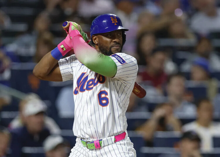 Royals assinam com a veterana Starling Marte um contrato de um ano