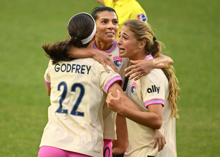 San Diego Wave FC derrota Utah Royals por 2 a 1 na primeira partida de estrada da temporada de 2026