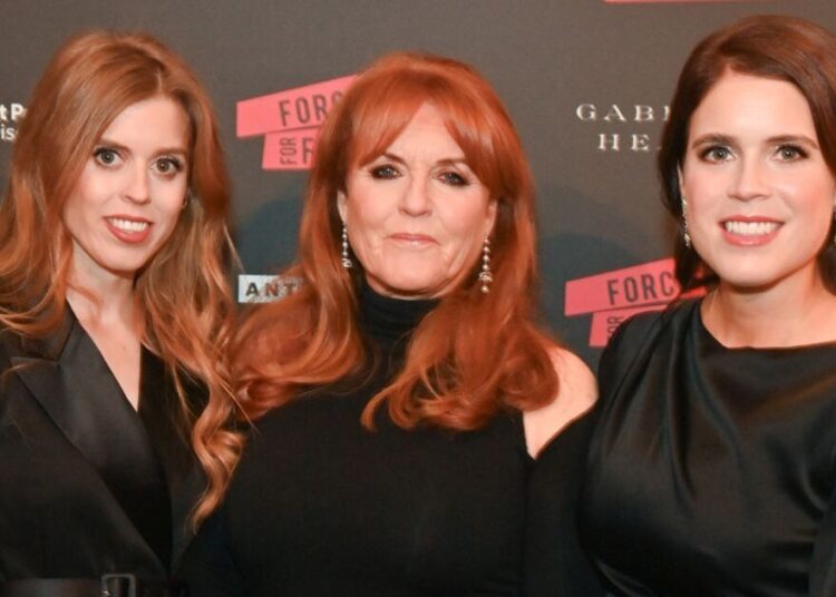 Sarah Ferguson 'culpada' pelo almoço de Beatrice e Eugenie com Epstein | Real | Notícias