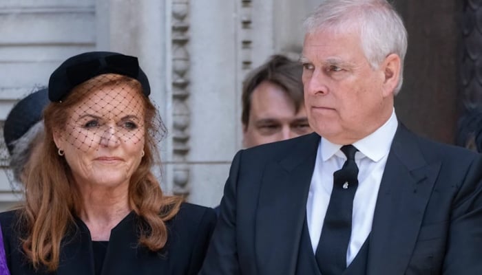 Sarah Ferguson luta por um lugar para ficar em meio às consequências do ex-Andrew Royal