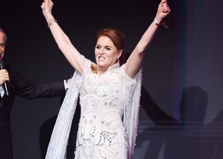 'Sinal de alerta' do boletim da velha escola de Sarah Ferguson sobre comportamento futuro - Fonte
