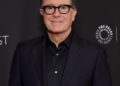 Stephen Colbert escrevendo o filme O Senhor dos Anéis