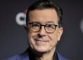 Stephen Colbert estreia paródia de 'Take Me Out To The Ballgame'
