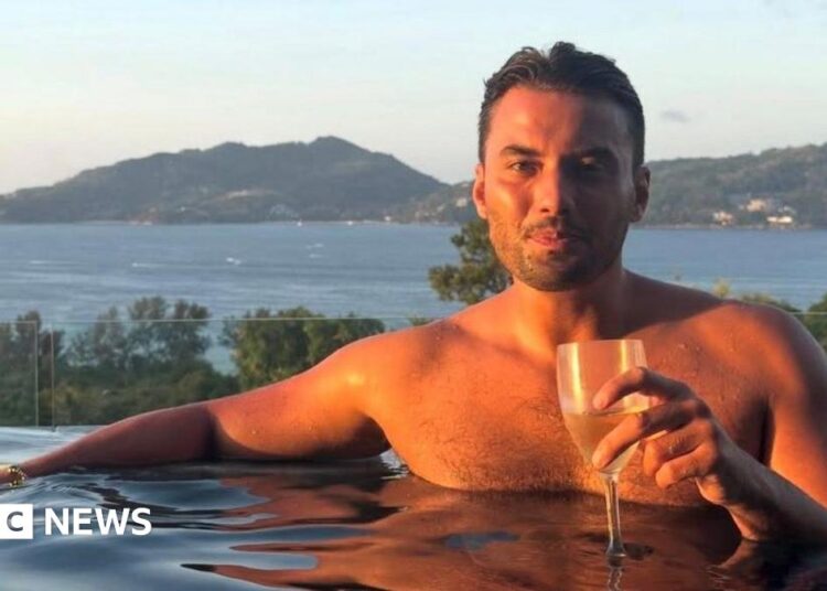 TOWIE e Jordan Wright do ex On The Beach são encontrados mortos na Tailândia