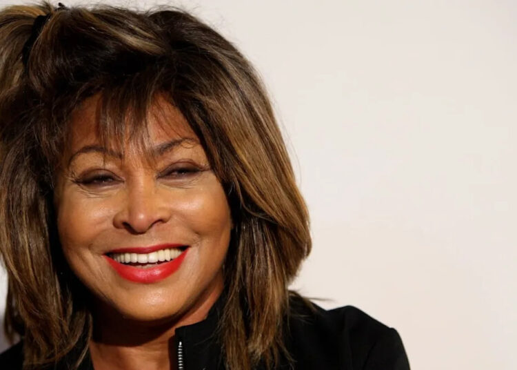 Tina Turner vende direitos de nome, imagem e semelhança e a maior parte do catálogo musical vendido para empresa sueca