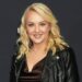 Wendi McLendon-Covey perdeu a reunião das damas de honra para levantar o pescoço