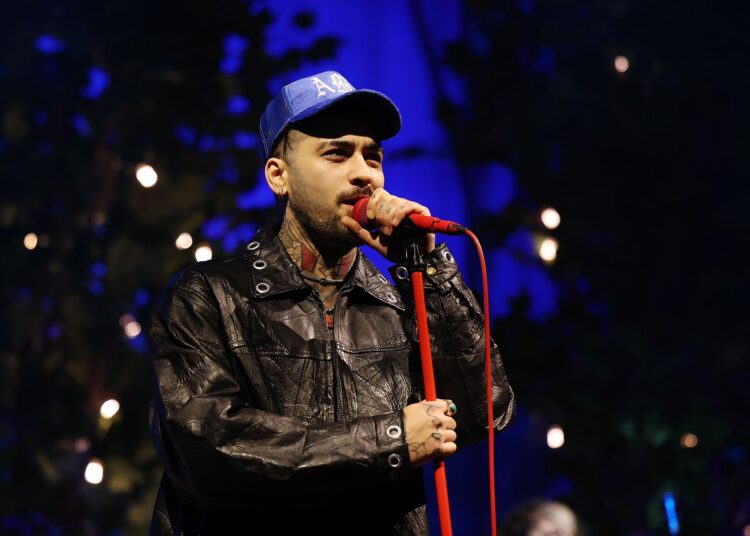 Zayn compartilha clipe da nova música ‘Sideways’ antes do lançamento desta semana