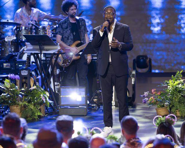10 perguntas com a estrela de 'American Idol' Daniel Stallworth