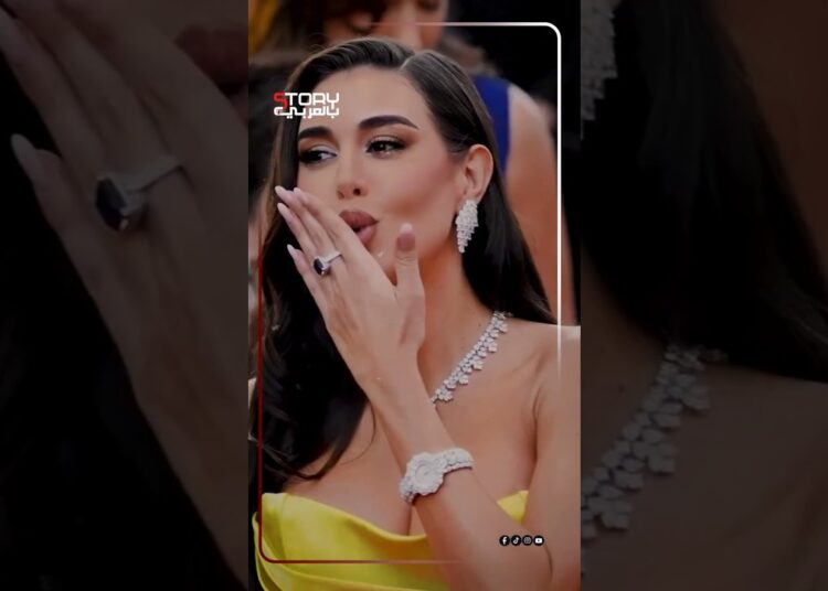 مجوهرات النجمات 💎 هوس مش طبيعي وثروات بتلمع !!