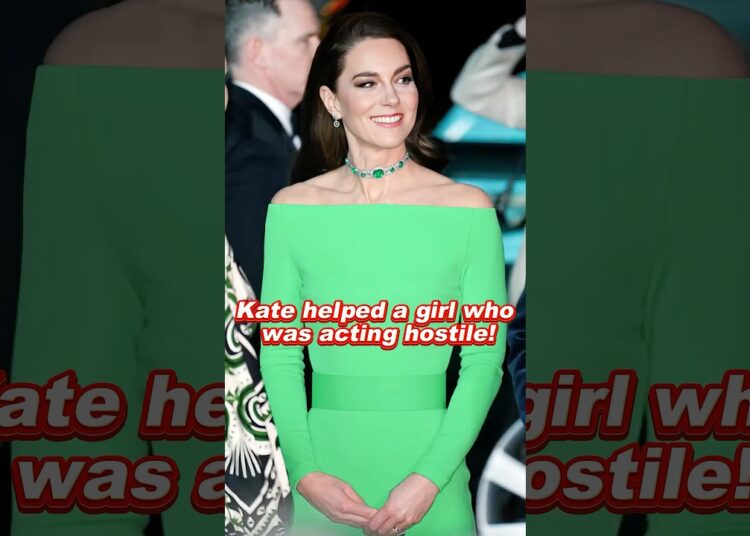 Kate helped a girl who was acting hostile! #princesskate #royal #fyp #foryou