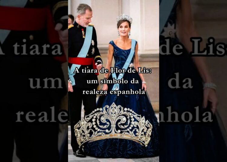 👸🏻⚜️ Você conhece a tiara de flor de lis da realeza espanhola?