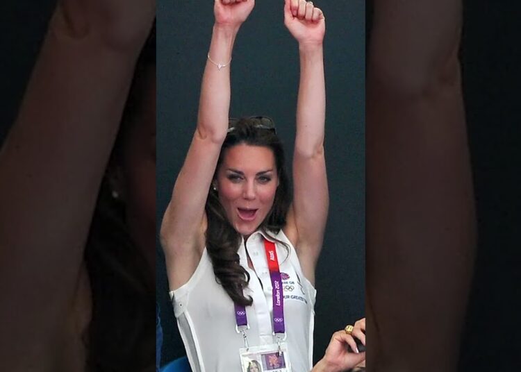 La vida secreta de Kate antes de la realeza #KateMiddleton #PrincesaCatalina #RoyalFamily #shorts