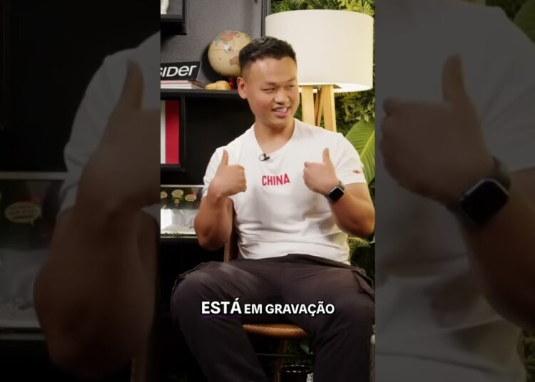 Conversa em Chinês: Duas Amigas Compartilham Fofocas! #shorts